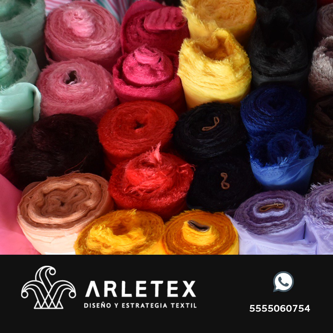 Llegaron los #forros para #vestidos de #graduacion, no esperes más ven y compra el tuyo!