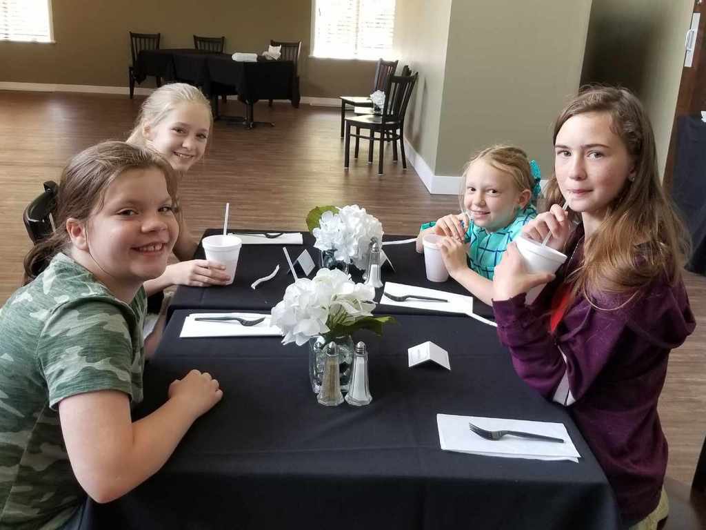 Ieswildcats's tweet photo. More VIP luncheon fun! https://t.co/lwNHYUif81