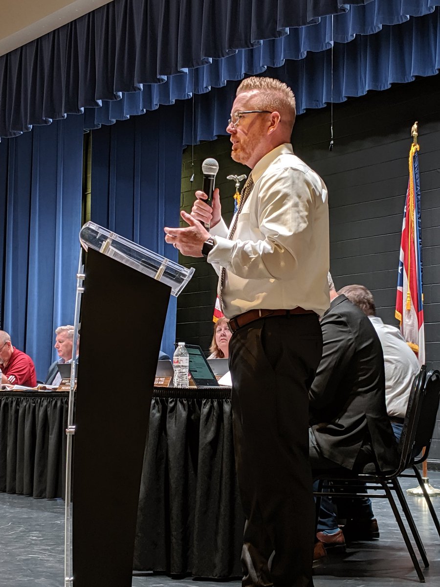 ChadinEducation's tweet photo. CTSO National Qualifier Recognition at the @ButlerTech BOE Meeting. Appreciate the support of our Board, teachers, support staff, and admins. Congrats DECA, FCCLA, and HOSA Region 2 students from @RossRams1 &amp; @EdgewoodCougs and all other BT associate districts. https://t.co/NUEaYIhmFr
