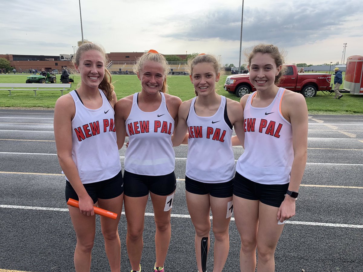 NPHStrack1's tweet photo. 🏆 4x800: REGIONAL CHAMPS 🏆

Congrats Brenna Shaw, Grace Voelz, Sophia Taylor &amp; Kaylin Casner!!!!

#Statebound #RegionalChamps #NewPalProud https://t.co/ld3IIvGulM