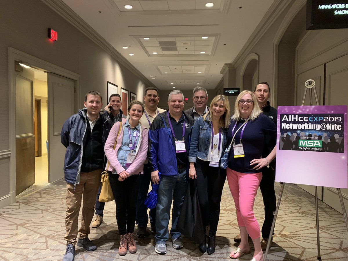 pidgirl's tweet photo. Experienced conference social event attendees: First in line at the @MSAsafety Networking@Nite event at #AIHceEXP with primarily #NEAIHA peeps. https://t.co/zGoucTyXz4