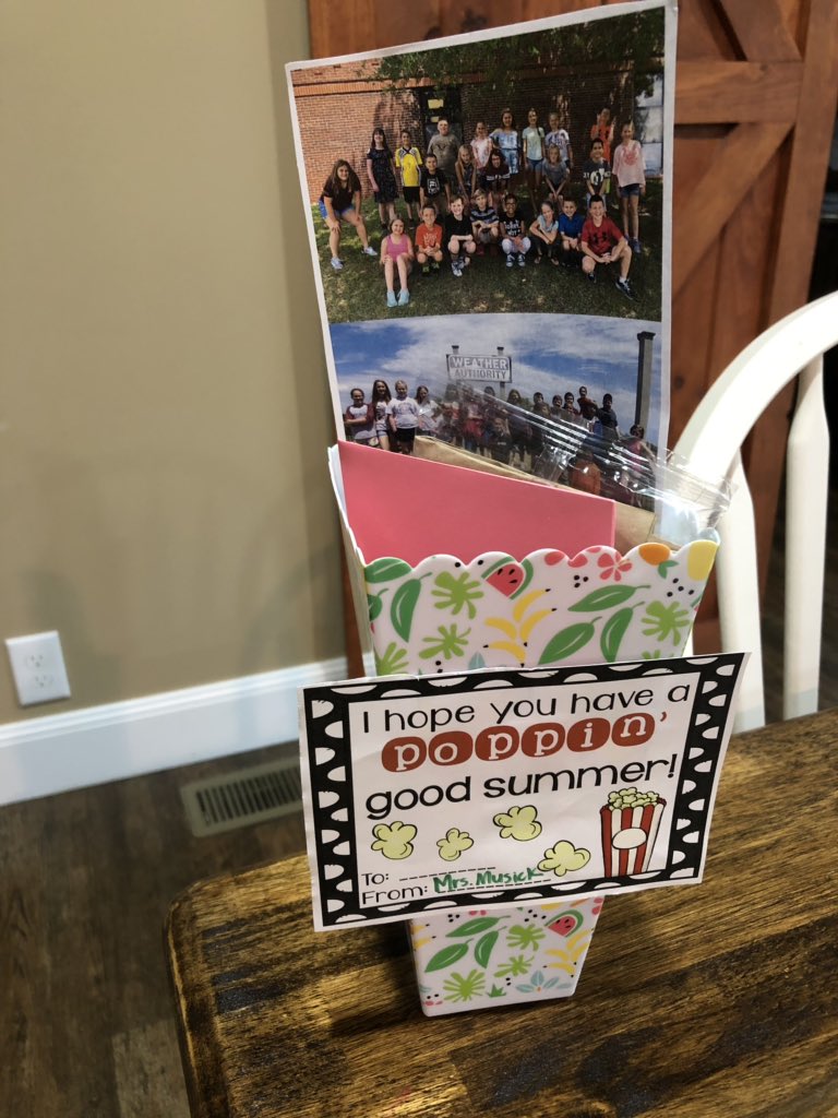 AshM1024's tweet photo. I’m ready for summer, but really sad to say goodbye to my class! https://t.co/5vGeV4P1vC