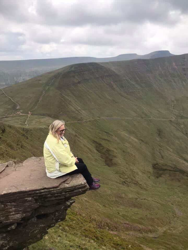 KimToveyWales's tweet photo. This has to be one of my favourite pictures from our #Runtored #32ksteps #9hours #20kwalkandclimb @edgechurch.azw @edgechurch.global Great place for quiet reflection and contemplation! Would take at least 3 hours to climb there though! https://t.co/TmqGfZtaQn