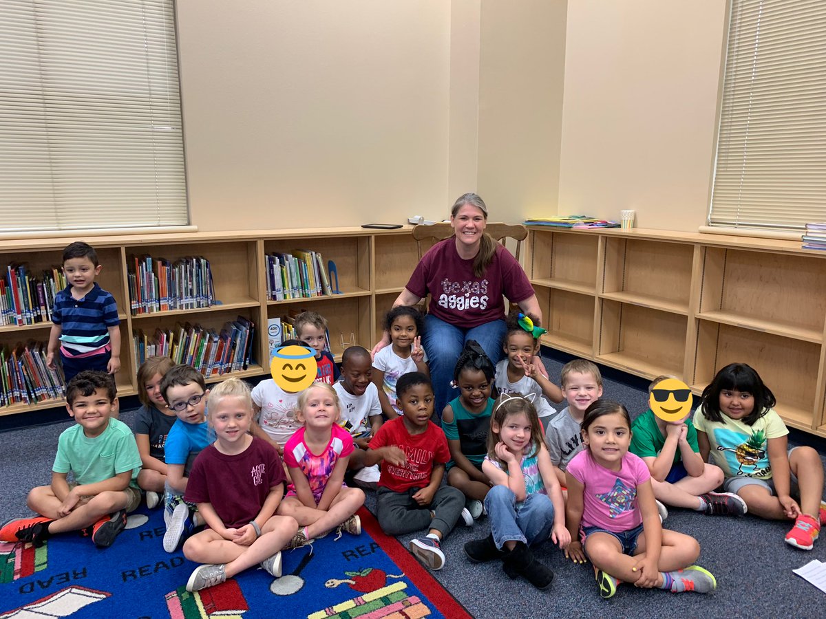 Paschal_Library's tweet photo. Had my last pre-k story times for the year!! I’m going to miss these sweet faces, but can’t wait to see them as kindergarteners next year! @PaschalPatriots #PESLibrary #readersareleaders https://t.co/ia65wffyxv