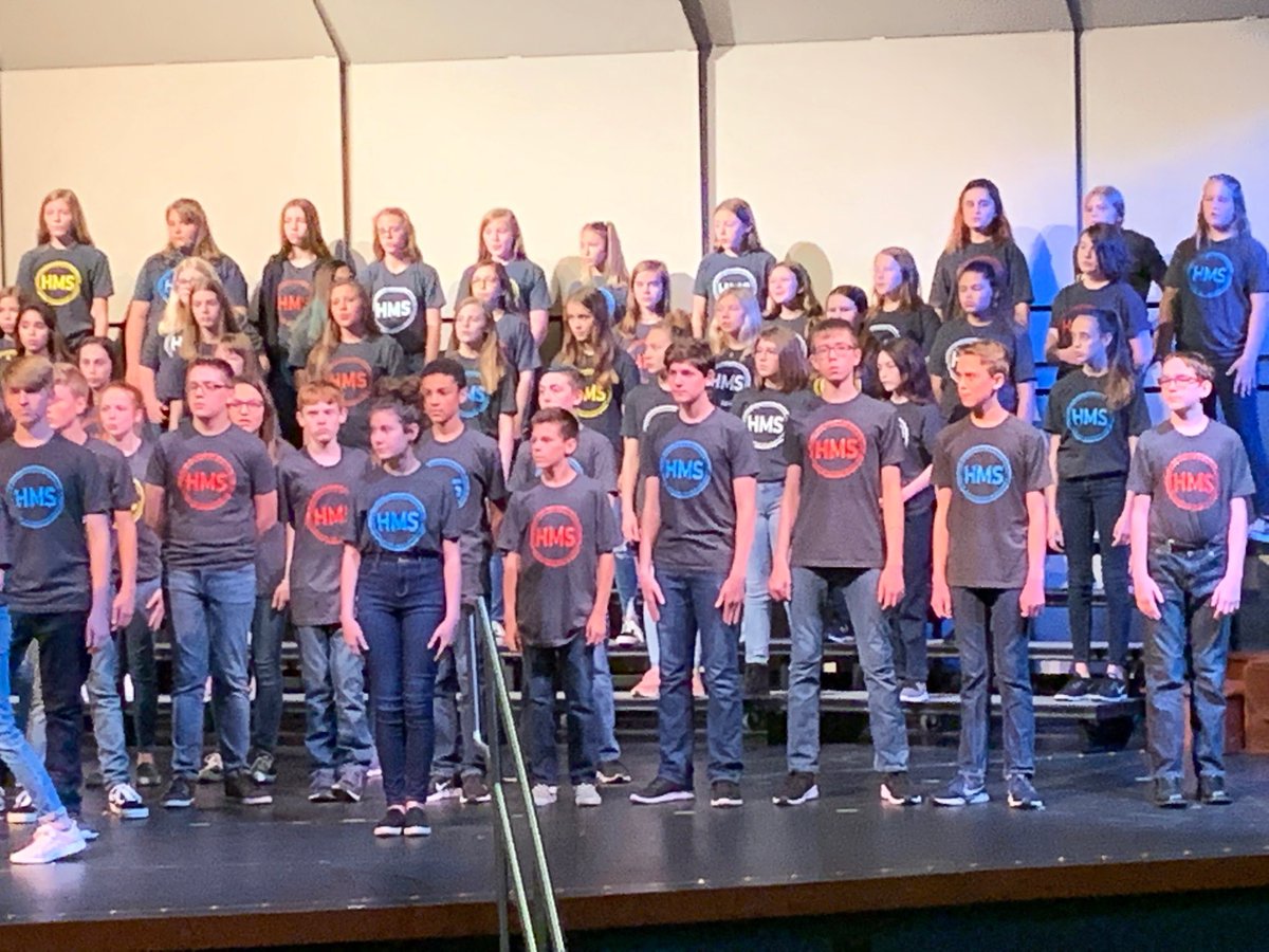 kerrybroyles's tweet photo. HMS CHOIR sounding amazing. #heritagems  #lpsleads https://t.co/diE1mSWNnF