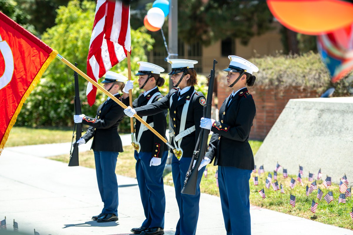 elcaminocollege's tweet photo. We remembered and honored all those who have served our country at today's Memorial Day Remembrance event. 🇺🇸 #MemorialDay https://t.co/4iUYxj0D74