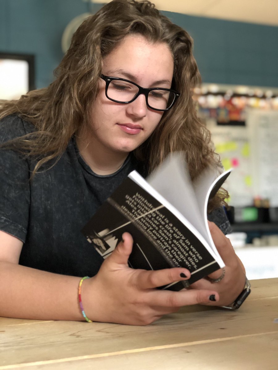 EmpoweredLit's tweet image. The big day arrived! Abby’s book in now in print. There is a list of peers waiting to read it. I’m so proud to be part of Abby’s journey, of all student journeys. #studentproposal #toganine @STEM_Saratoga @kmkaye @edUcation_frwd @kramerkathy @SaraBesserer