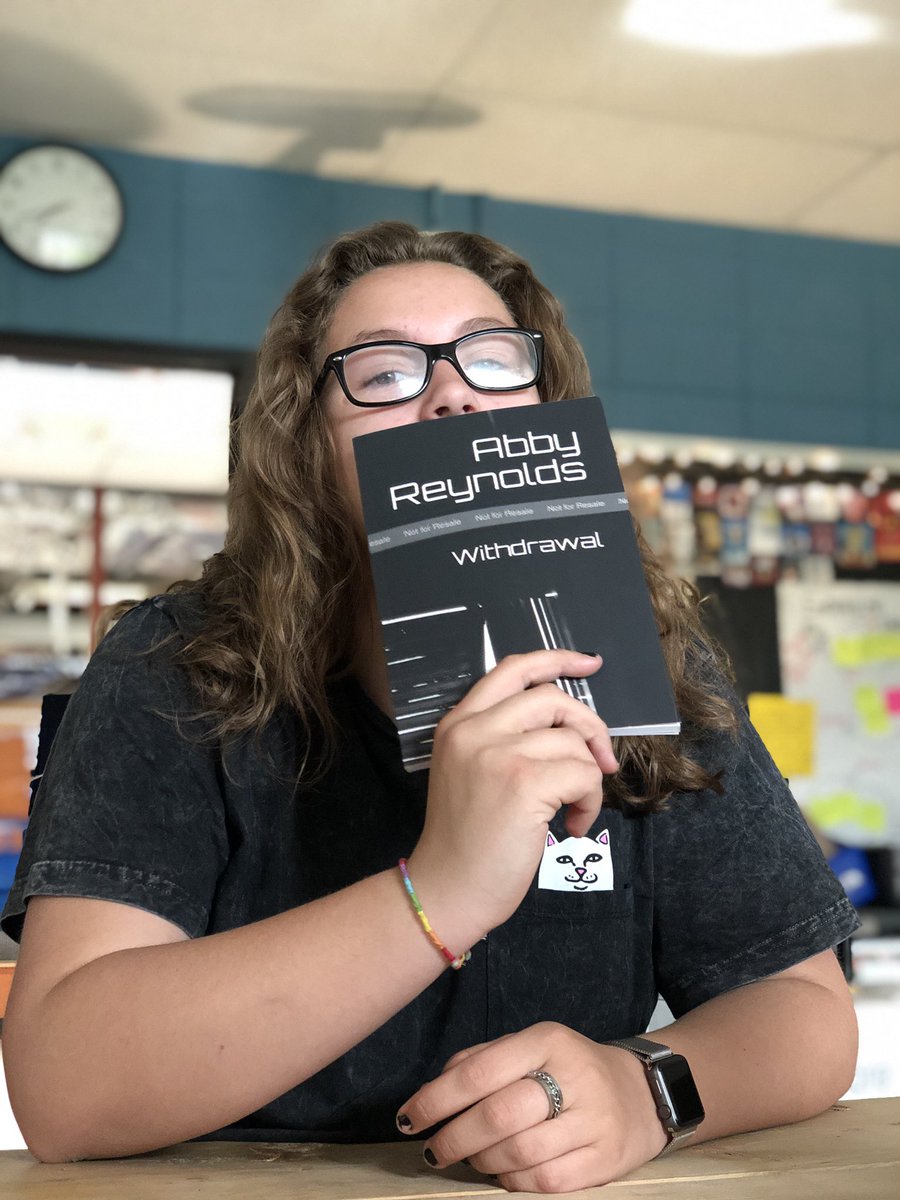 EmpoweredLit's tweet image. The big day arrived! Abby’s book in now in print. There is a list of peers waiting to read it. I’m so proud to be part of Abby’s journey, of all student journeys. #studentproposal #toganine @STEM_Saratoga @kmkaye @edUcation_frwd @kramerkathy @SaraBesserer