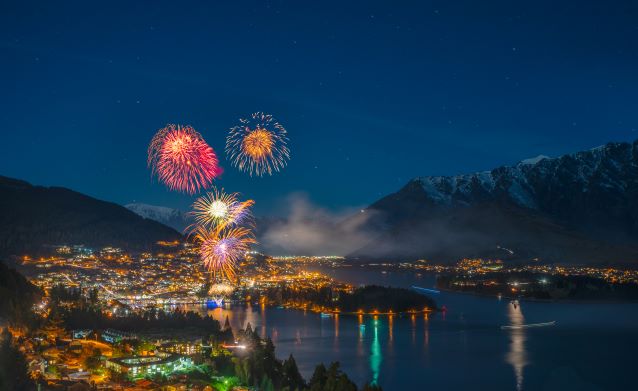 HeliQT's tweet photo. Less than 1 month until Queenstown Winter Festival. Grab 1 of our scenic flights when you’re in town. 
#QTWinterFestival #Queenstown #helicopter #scenicflights #sightseeing https://t.co/CmVIgAWpC4