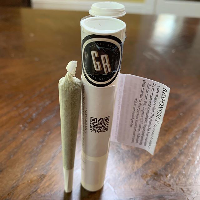 Versacestoner9's tweet photo. #queenofsoul @gardenremedies #massmmj #masscannabis #mmj #cannabis #weedstagram #weedstagram420 #hightimes #prerolls #joints #smoke #letsgethigh #versacestoner #peace https://t.co/1jpzJFyOUW https://t.co/TlrGKEbqUP