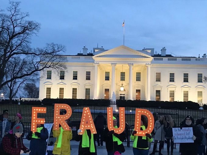 LanaResists's tweet photo. @KremlinAnnex #Obstructor tRUmp. #KremlinAnnex you are awesome. https://t.co/40ntMk5Izq