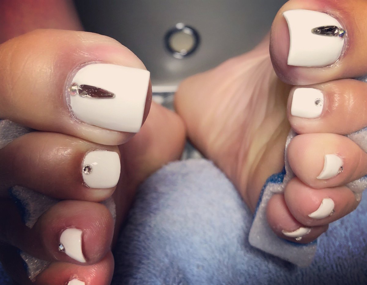 Liz011966's tweet photo. #newpedi https://t.co/dg6jAezbqq