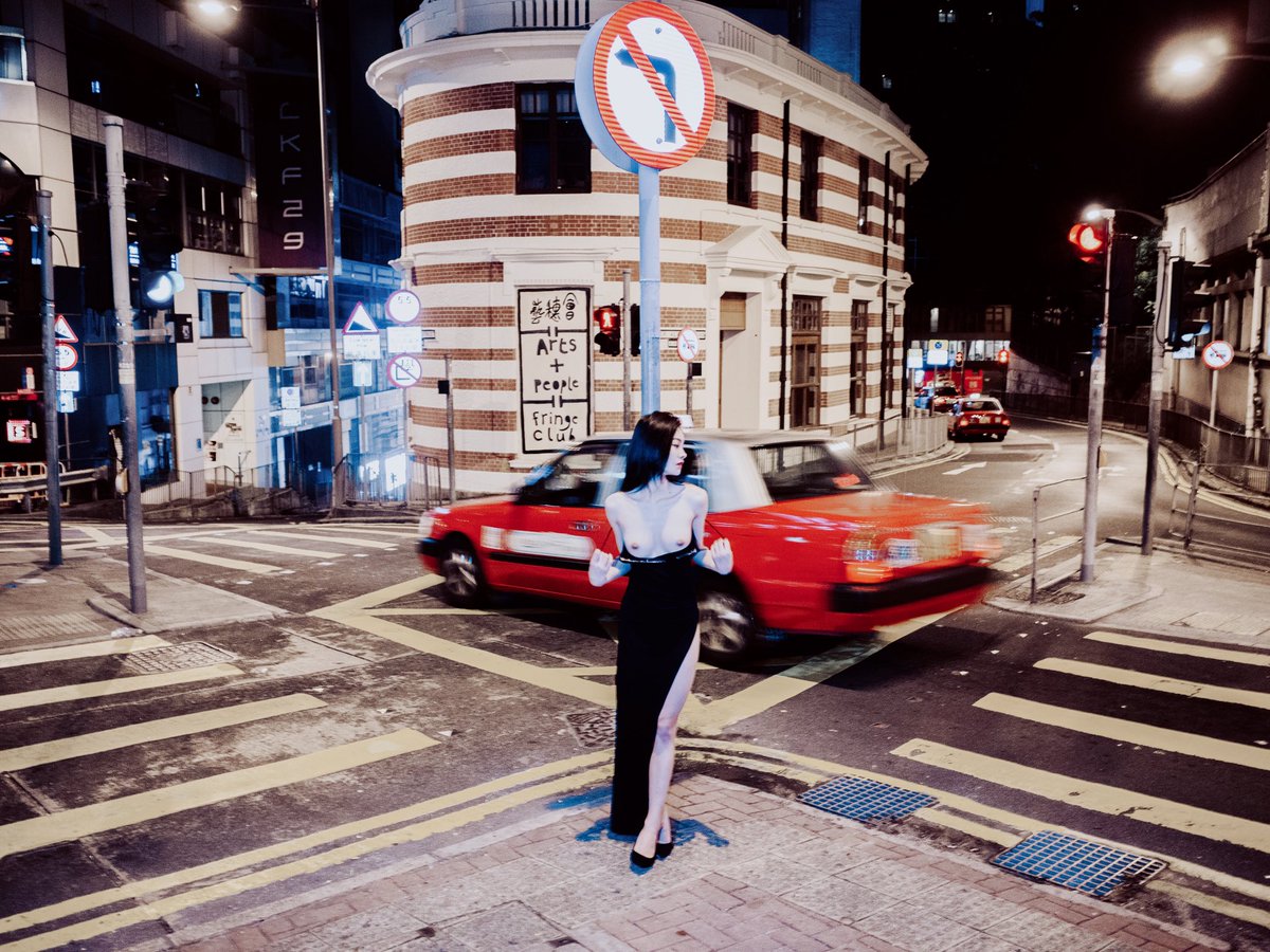 剛才郵件得知
我的作品發表在
🇫🇷著名人體雜誌
「Normal Magazine」
第十二期建築專輯
裡面還有我人體攝影生涯
最早期的偶像Spencer Tunick https://t.co/H1piPZBcnA