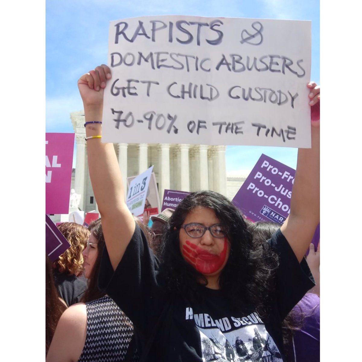 engenderedpod's tweet photo. Thanks to #protectivemom #SophiaMarjanovic 4 fighting 4 survivor rights 2 custody of their children as a #ReproductiveJustice #ReproductiveRights issue.  #Abusers weaponize their abuse against survivors 2 exert #coercivecontrol thru #litigationabuse &amp;
#DVbyProxy. #StoptheBans https://t.co/uceuHb1K47