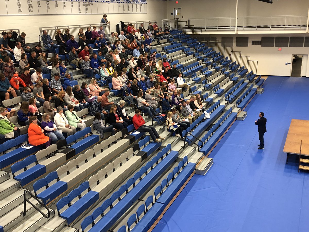 What a wonderful day and adventure, filled with stories, laughter and positivity!!!! Thank you to the Tom Feist Foundation for bringing <a href="/JonGordon11/">Jon Gordon</a>  to Spearville, KS.
