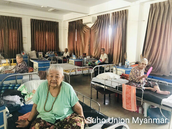 SuhoUnionMM's tweet photo. Donation 1: Myanmar BKCs donated money (100,000kyats)to
“See_Zar_Yeik,
Association for coming of aged and  ailing persons"for medicine in honar of Suho birthday 🎂
#KIMJUNCOTTONDAY 
#2019HAPPYSUHODAY 
#토확행_준면아생일축하해 https://t.co/DpC4t2h0ww
