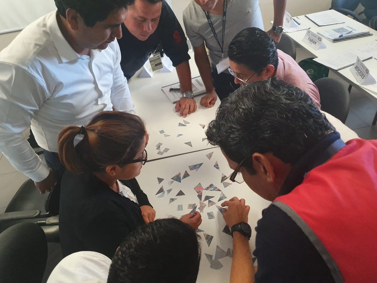 aerogalapagos tweet picture