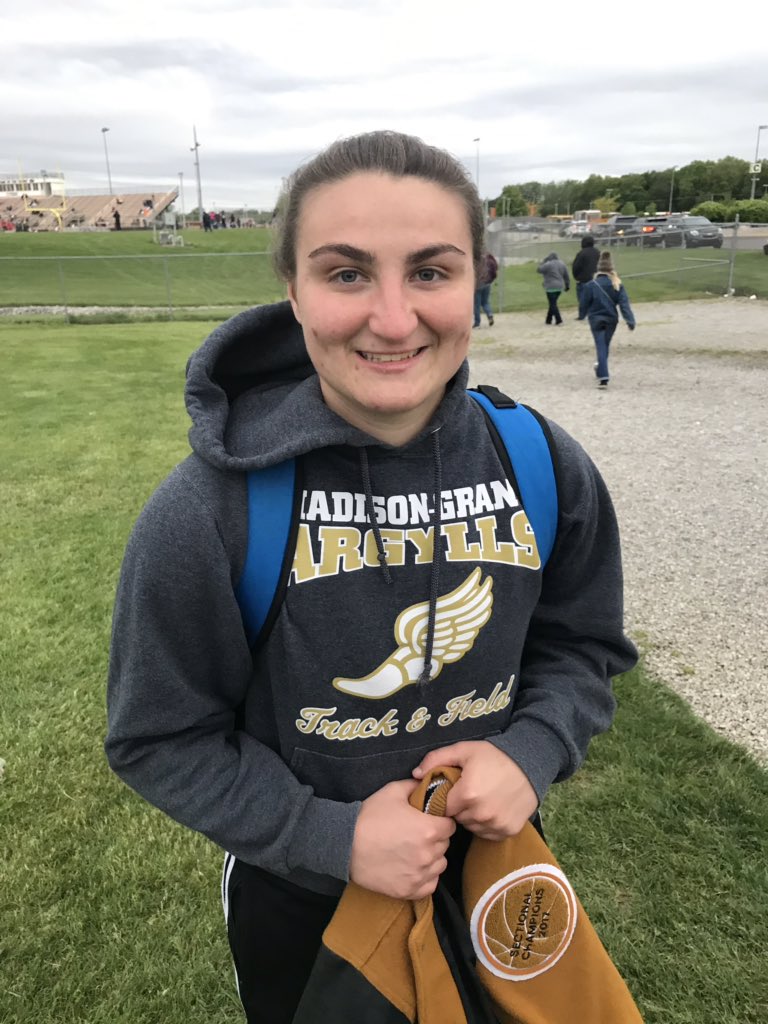 Tresgrande76's tweet image. @VolsPride24 throws 39’6” and gets 3rd place and punches her ticket to state!!!!!!!!!!!!!!!! #statebound #ArgyllsAtState #thrownation