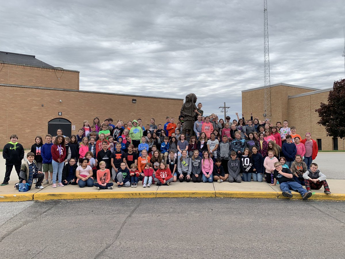 WMS_Apaches's tweet photo. We welcomed our incoming 5th graders today to their new home at WMS - it was a great visit! Thanks to the amazing OJ staff for getting these kiddos this far! We got next! #TheApaceWay #WeAreWabash https://t.co/v8d0Bhcgla