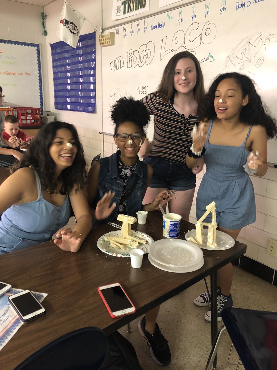 Laird9Laird's tweet photo. Eiffel Tower cookie style https://t.co/zMKQs3PRjw