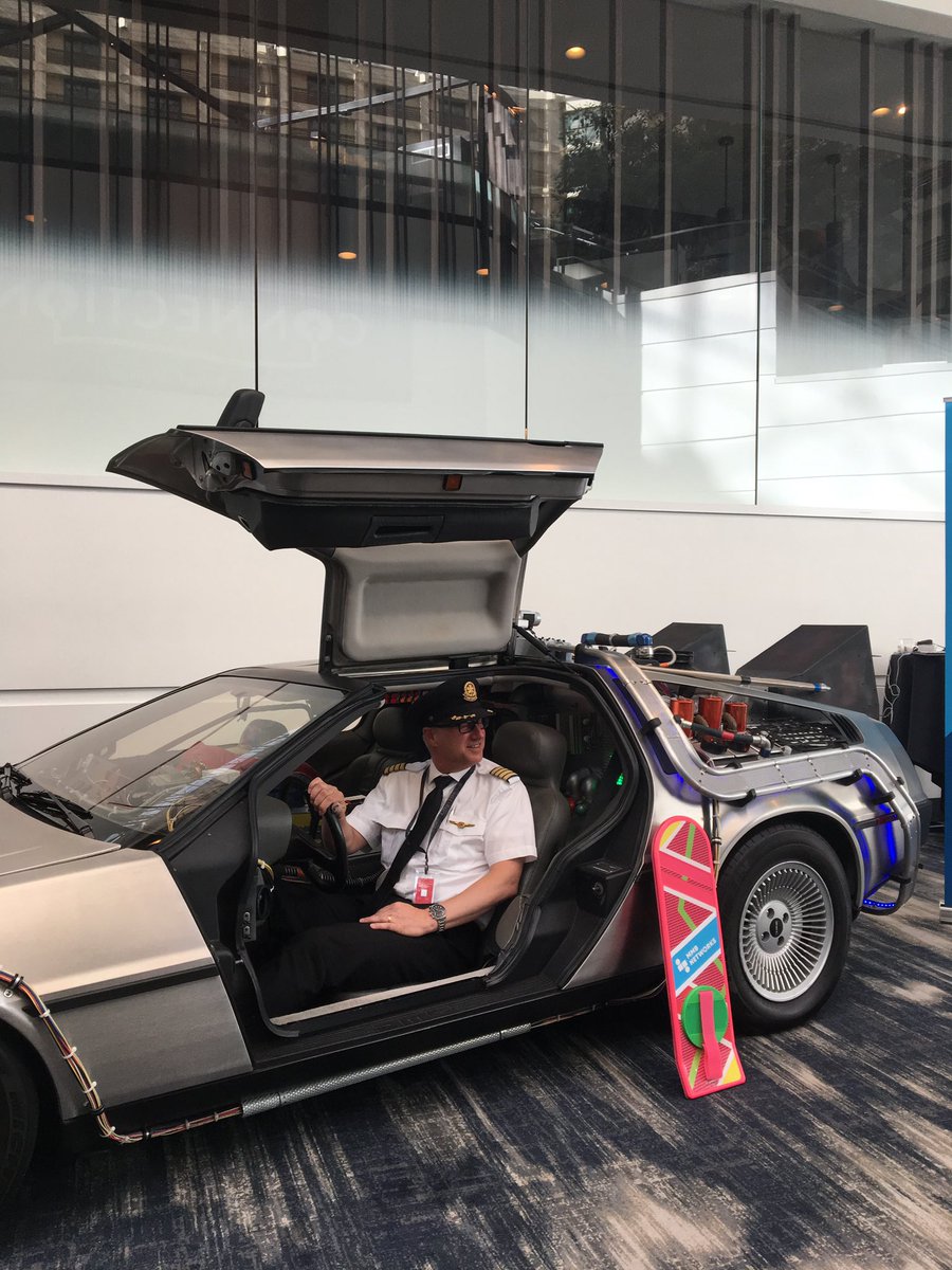MMBNetworks's tweet image. Even more happy faces!

#CONNUS19 #futureofiot #iot #connectedhome #bttf #delorean #meetup