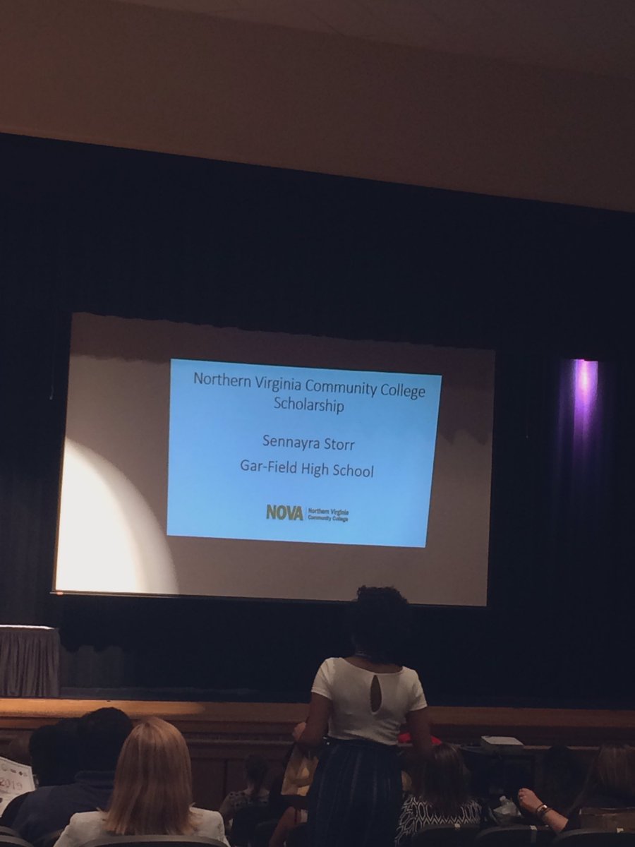 MissHicks_'s tweet photo. Beautiful cords ceremony tonight at Gar-Field celebrating @PWCSNews future teachers through the Growing Our Own and Teachers for Tomorrow program!! π Congratulations to GFHSβs very own Sennayra Storr for receiving a NOVA scholarship!!! #garfieldpride https://t.co/AZv0gI6uaU