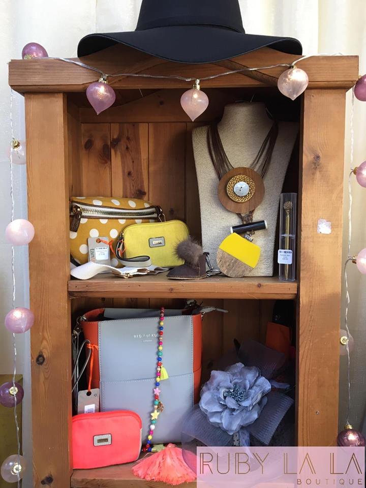 RubyLaLa4's tweet image. Find accessory solutions for every occasion along with inspiration at Ruby La La 😍 
#ladieswear #fashion #fleet #fleetboutique #fashionforyou