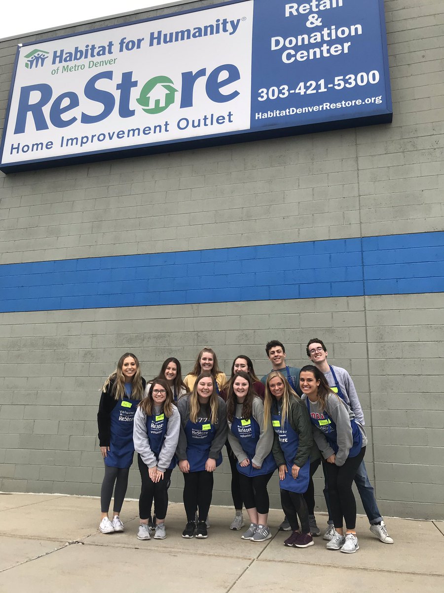 MAB_Aurora2's tweet photo. Great day with Habitat for Humanity! https://t.co/K5JBx0p27d