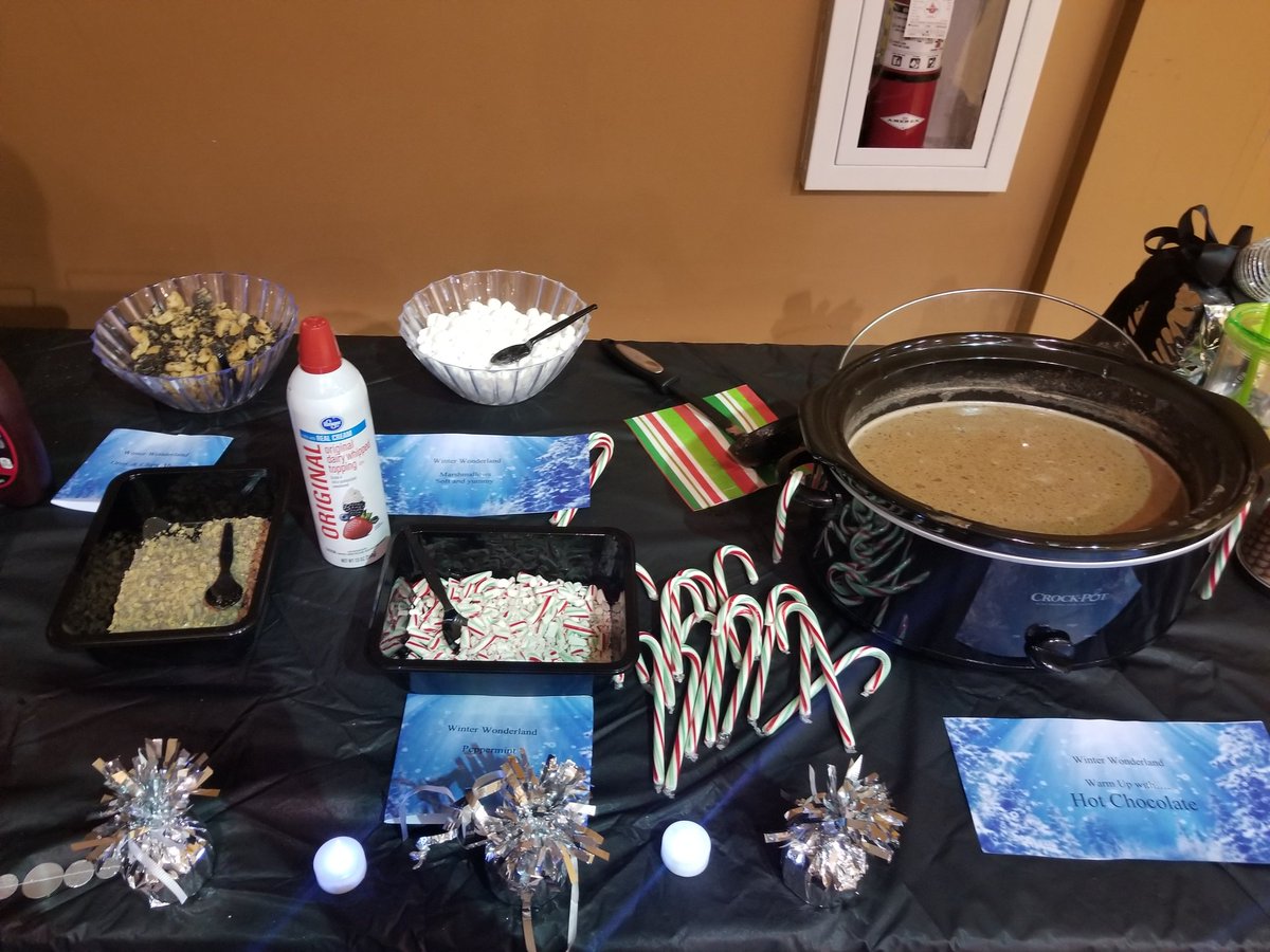 EventEwing's tweet image. Winter Dinner theme