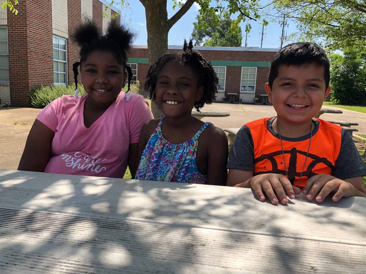 GatorCityGiles's tweet photo. Time has flown by little Third Graders ! Now you leave as fabulous Fourth graders!
@GreenValleyElem #GVESpride https://t.co/8an6d4rT5k