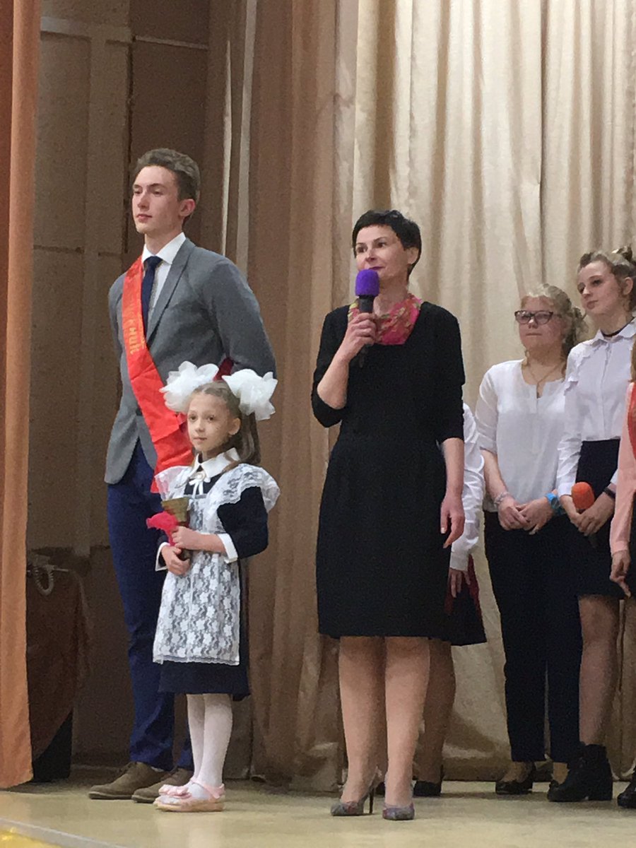 #Лицей58 #Новоуральск Выпускники 11 #Атомкласса. «Спектакль окончен, гаснет светы. И многоточий больше нет» Увы, это так. Последний урок. Последние минуты. ПОСЛЕДНИЙ ЗВОНОК!
