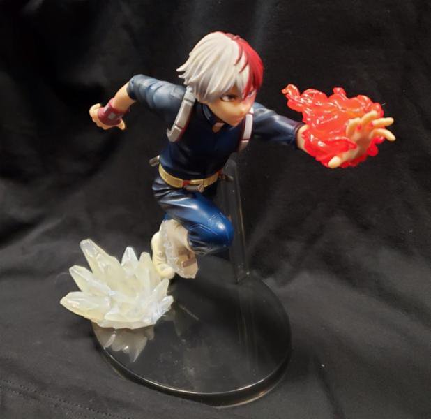 todoroki statue gamestop