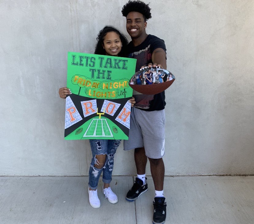 DHSPromposals's tweet photo. . @kile_jackson not only lights up the stadium, but will be lighting the night up w @Tylynnith at prom! https://t.co/lgvvwDnYZp