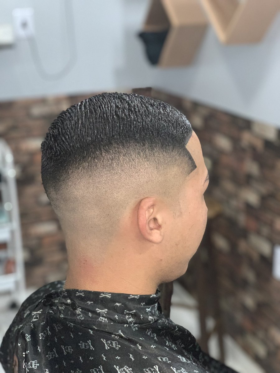 barbearia2Irmao's tweet photo. Régua de terça ✂️📏🤷🏿‍♂️ https://t.co/fcJp3vsJds