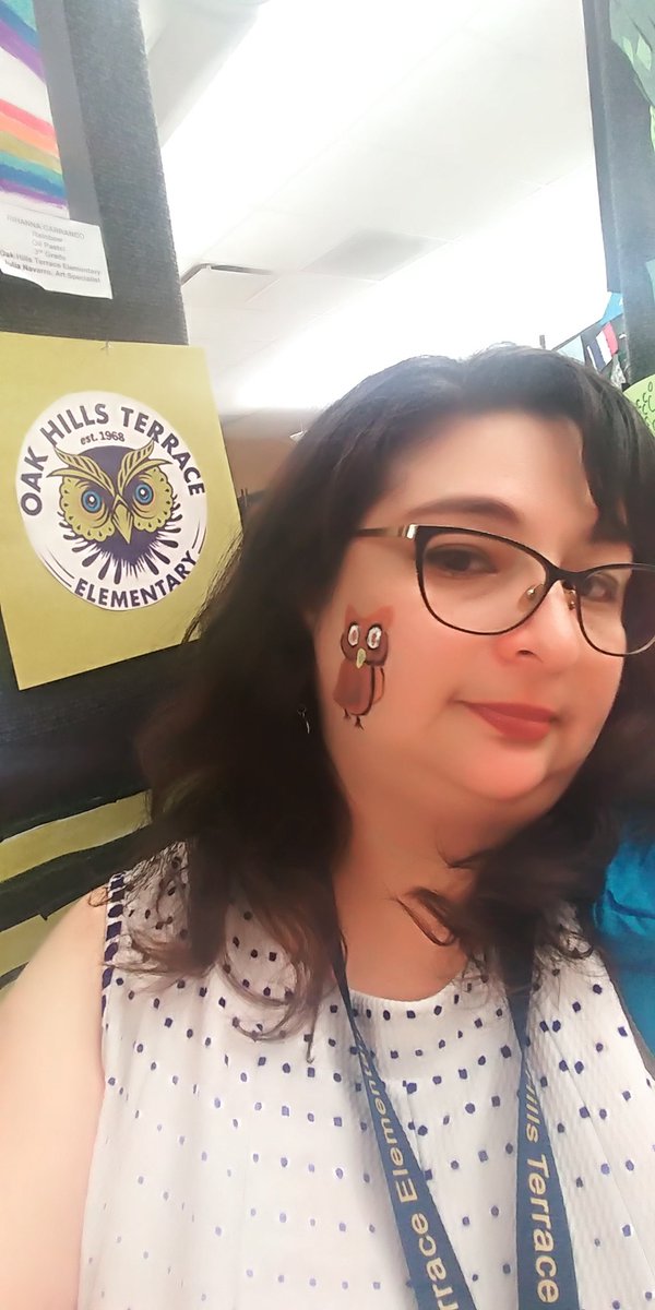 OHTArts's tweet photo. Had my face painted by the Holmes HS art club to show my OHT spirit at this year's #ArtExtravaganza art show! #ThisIsNorthside @NISDOHT   #OHTOwls https://t.co/DZ8HAboJ3i