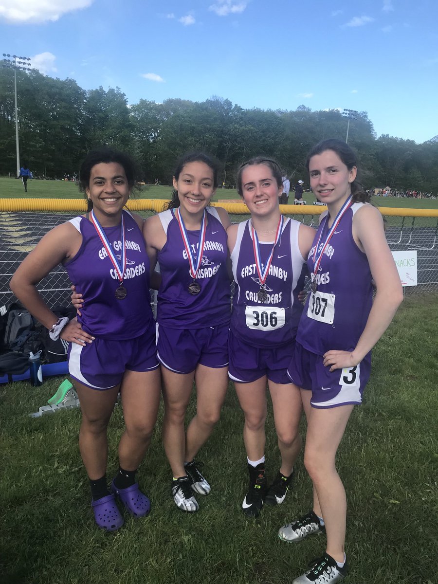 EGHSSports's tweet photo. Top 5 in the 4x100!! #theyarespeed #squad. https://t.co/ii0AYxhyi5