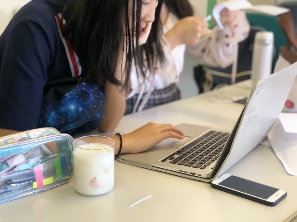 edtechlee's tweet photo. Grade 9s are finishing up their product prototypes and moving on to marketing and packaging design. 
This unit aims to spark entrepreneurial spirit through authentic design. 

#CAinspires https://t.co/nlfbpJjJvZ