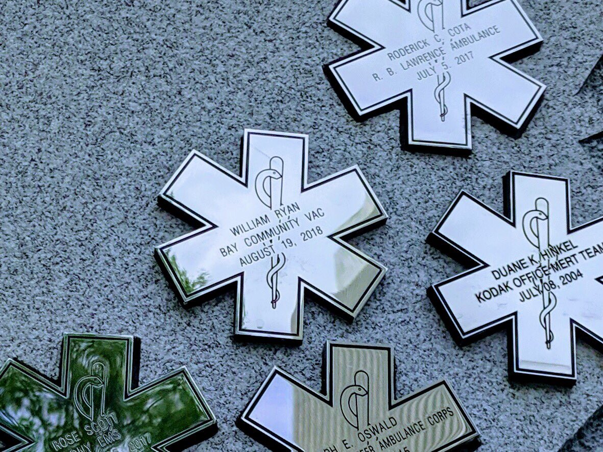 BayCommunityVAC's tweet photo. #NYGovCuomo recognized fallen #EMS providers, including #BCVAC member William Ryan whose name was added to the Tree of Life #EMSMemorial in Albany today. We honor the courage of all EMS providers, and remember those who lost their lives in the line of duty #Bayside #EMSStrong https://t.co/MWIARpVIPT