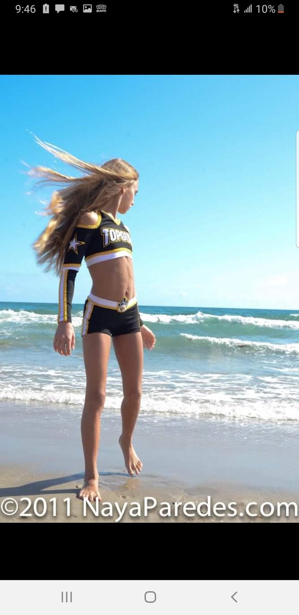 GabiButlerCheer's tweet photo. Time to return home... https://t.co/vmsV8TY5ZA