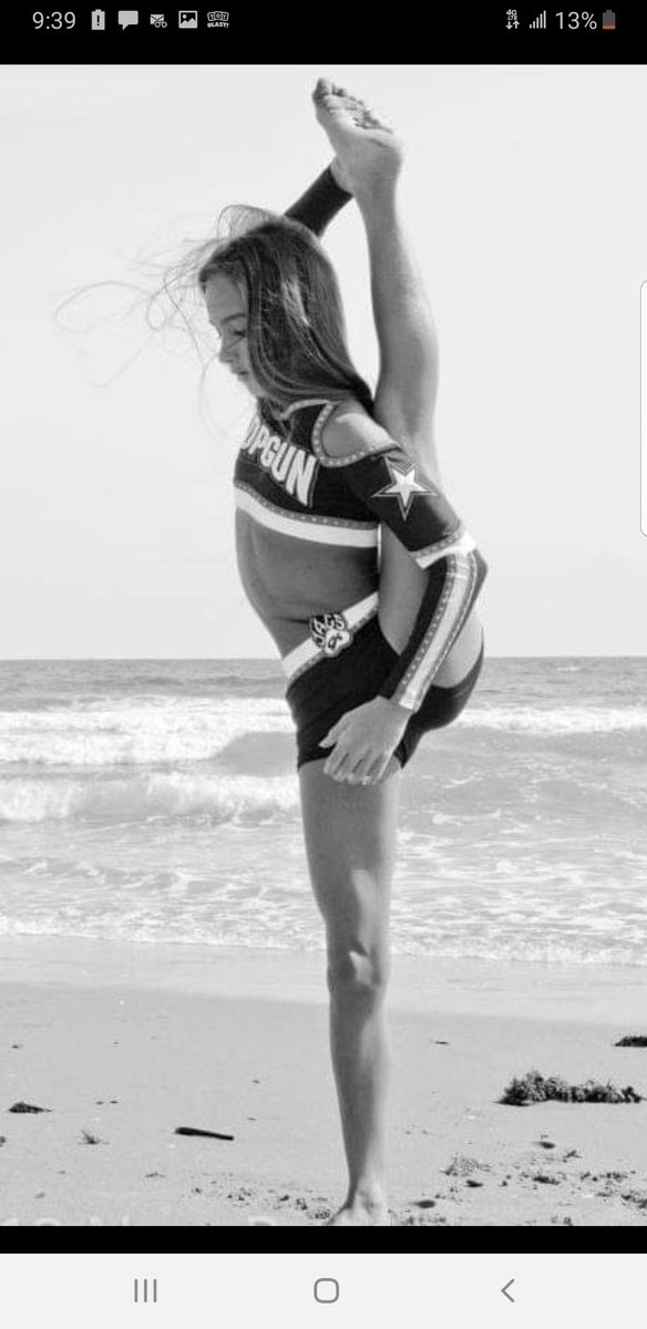 GabiButlerCheer's tweet photo. Time to return home... https://t.co/vmsV8TY5ZA