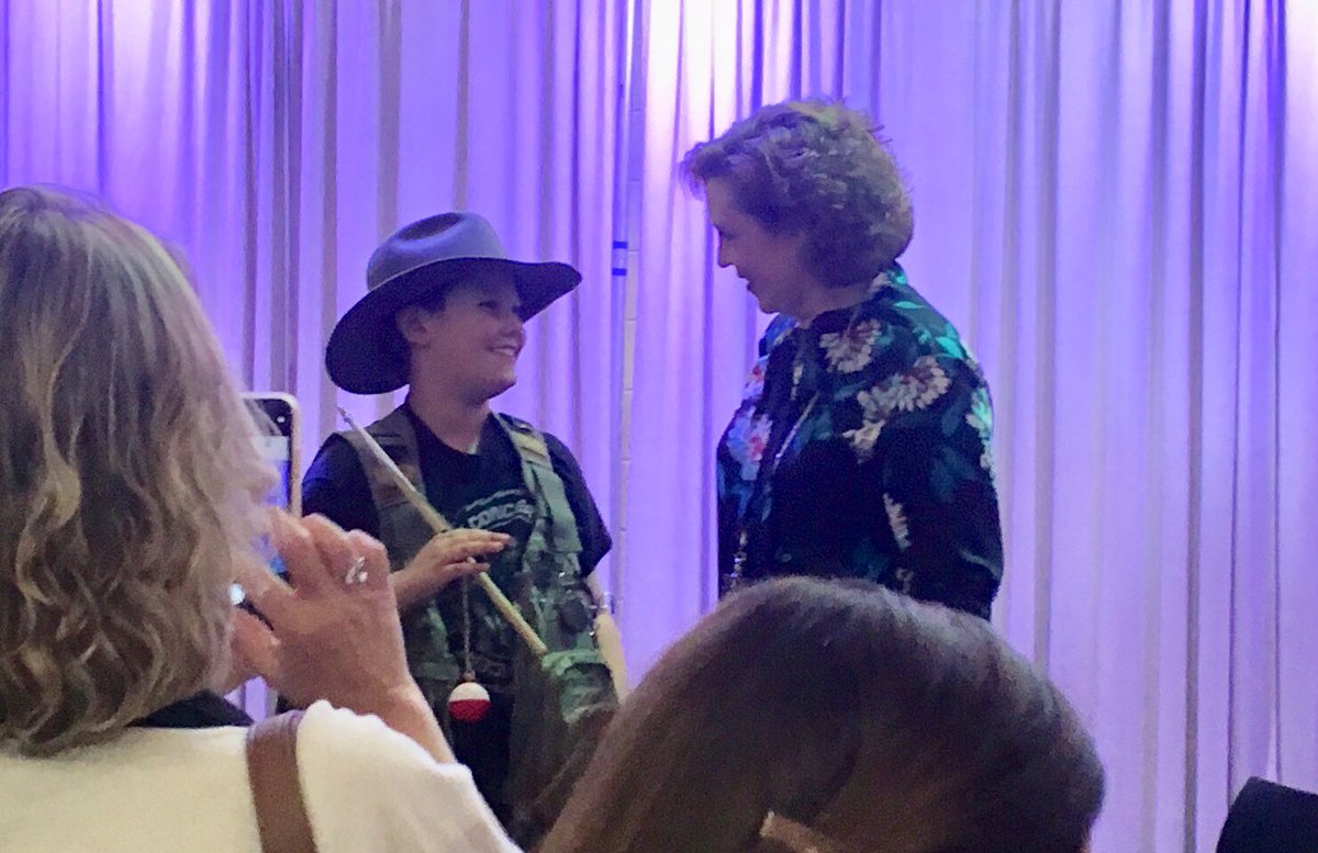 Hands down we have the best music teacher on the planet! Mrs. Marchand is truly a gift! #walnutcreekworldchangers #azleisdway #musiced #musiceducation ❤️😍🌎❤️😍😘