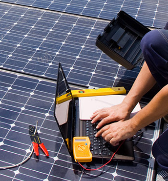 InstallQ_audit's tweet photo. #PV_audit Several guidelines&amp;legislation is applicable:
IEC62446:2009 (doc/commissioning tests&amp;inspection)
IEC60364-6 (Low-volt.part 6: verification)
NEN1010/NTA8013
Several tests&amp;measurements that must be provided:
Visual inspection/Riso/Rpe/Isc/Uoc/SolIrradiance/RoofOrient&amp;Ptch https://t.co/sA3m7oMpNY