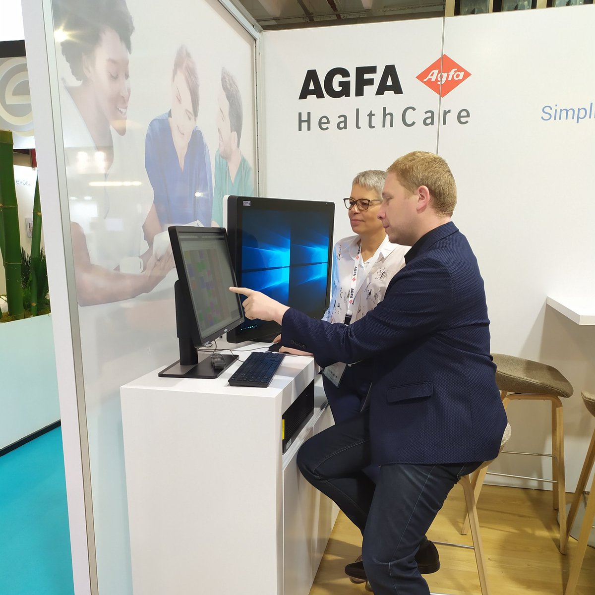 mariesonier's tweet photo. #PHW19 Jour 2 | Retrouvez l'équipe @AgfaHealthCare au complet sur le stand N62 ! Venez découvrir ou redécouvrir nos nombreuses solutions pour simplifier le quotidien de ceux qui prennent en charge les #patients
#HIT #medicaldevice #esante https://t.co/te0M5nDSNm