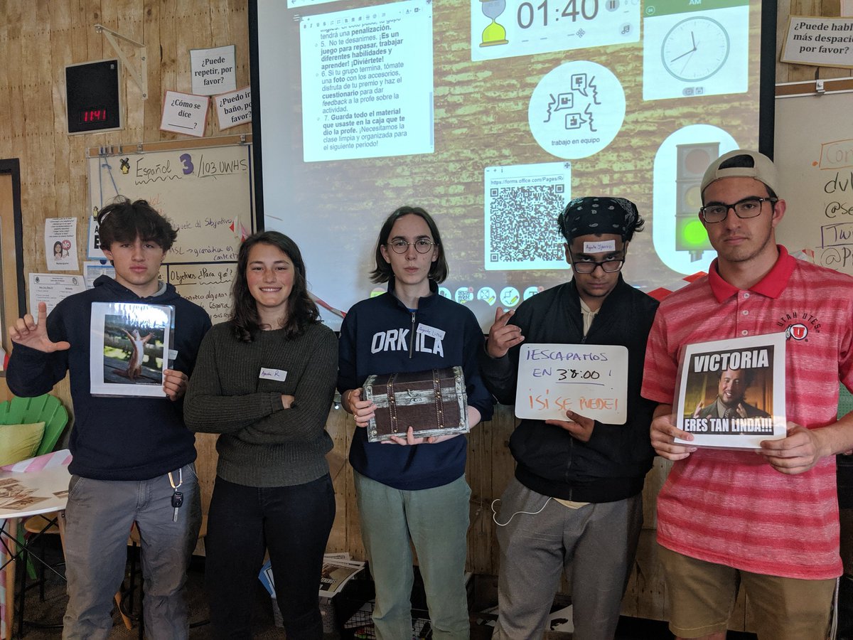 profeLMadrid's tweet photo. When all my 28 Spanish #Literature students escape from the most challenged #escaperoom I have ever designed! More than proud! ❤️❤️❤️🙌  #flippedlesson #DigitalLearning #BLinAction #SPSConnects #virtualreality https://t.co/t3g4NCLFKB