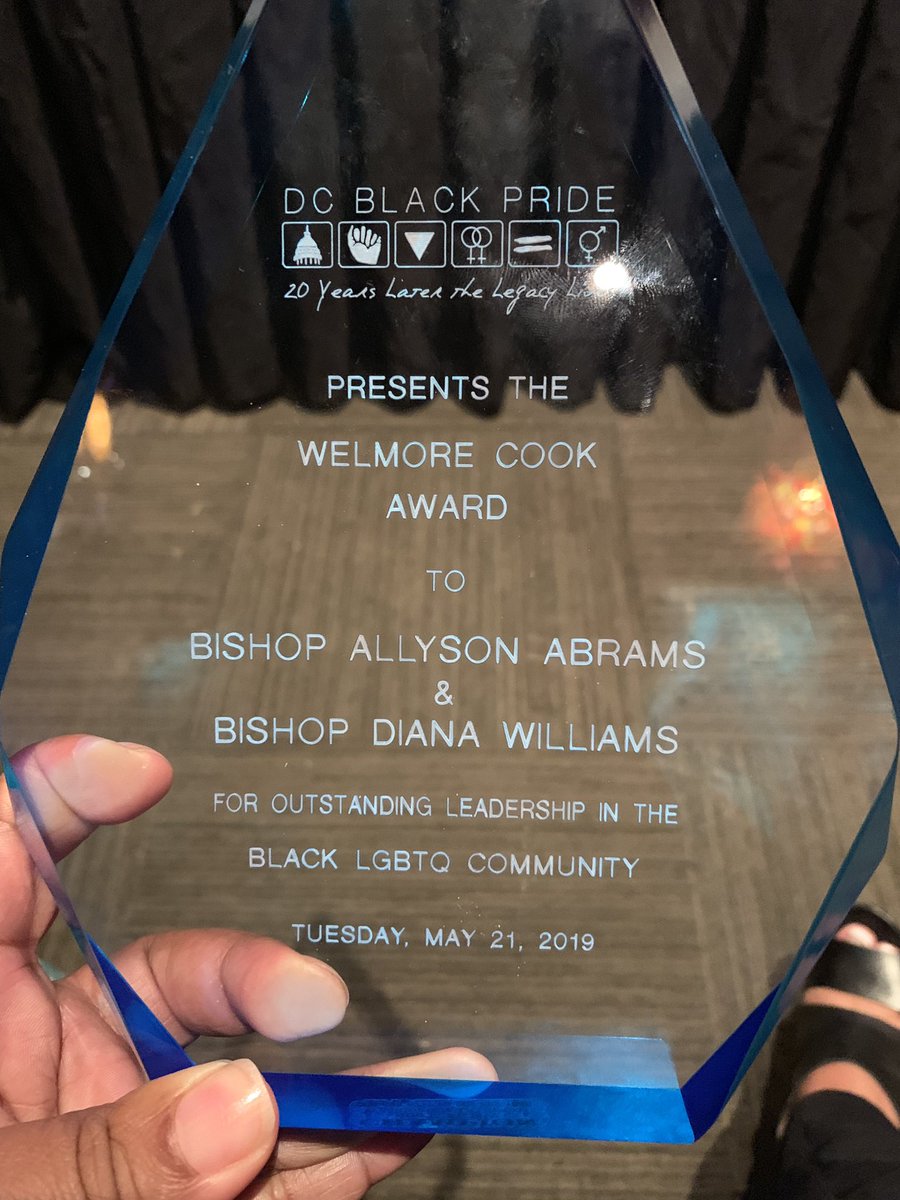 bishopallysona's tweet photo. So honored to receive the Welmore Cook Award tonight with my wife Bishop Diana Williams. Truly God is MAXIMIZING US!! Congrats to all awardees #DCBP #DCBlackPride #BishopAllysonAbrams #KeepingUpWithTheBishops #GodIsMaximizingMe @dcblackpride @Ctr4BlackEquity @EmpowerCathedrl https://t.co/bbk8hPaZBg