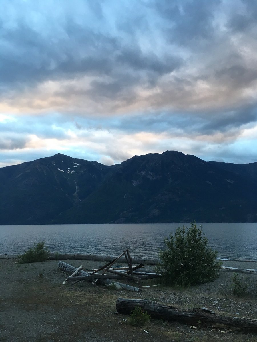 Potter83855's tweet photo. Only six more days of #school and I’m thinking of #summer! #beautifulBC #BritishColumbia #Canada #northernneighbor #idaho #idahome https://t.co/LWEsNDFXH9