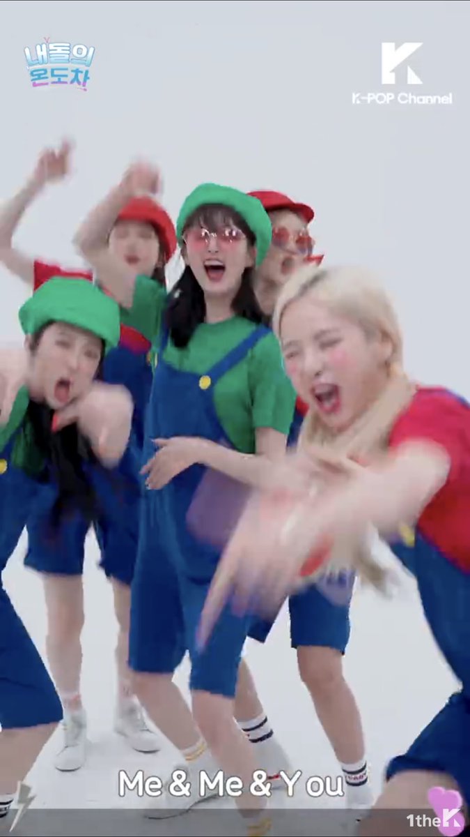 EXID_HONEYJAM's tweet photo. @1theK 어떻게 한 영상에 캡쳐만 봐도 시끄러움과 예쁨 그리고 걸크러쉬까지 담았는지... 기획자님께 삼보일배 드리며 감사합니다 

#내돌의온도차_EXID #EXID https://t.co/4fSfSC9sz2