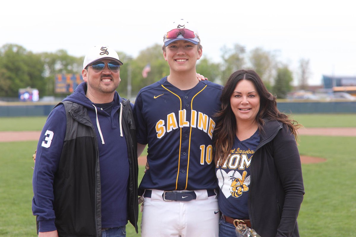 TheSalinePost's tweet photo. Saline baseball senior Logan Evans https://t.co/NtIDSBjf1e