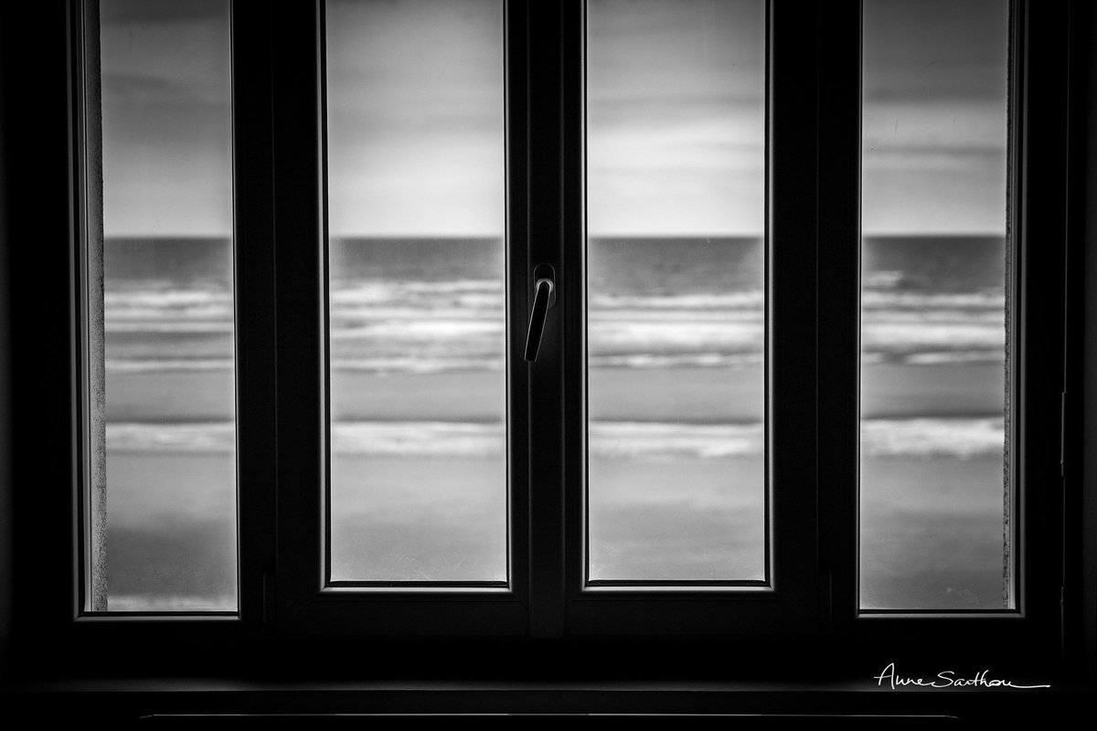 omofotograficus's tweet photo. #projet365
Un jour, une photo : jour 12
Touches de piano
https://t.co/HcgHntioXV
#annesarthou #annesarthouphotographie #photographies #photography #photographe #photographer #misc #blackandwhitephotography #blackandwhite #noiretblanc #fenetre #window #beach #plage #art https://t.co/eC40WmumiW