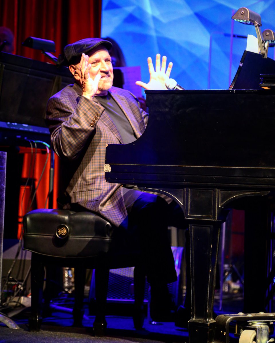 ASCAP's tweet image. .@rockhall &amp;amp; @SongwritersHOF inductee @FelixCavaliere performing at our We Write The Songs showcases #BeautifulMorning and #PeopleGotToBeFree! #StandWthSongwriters